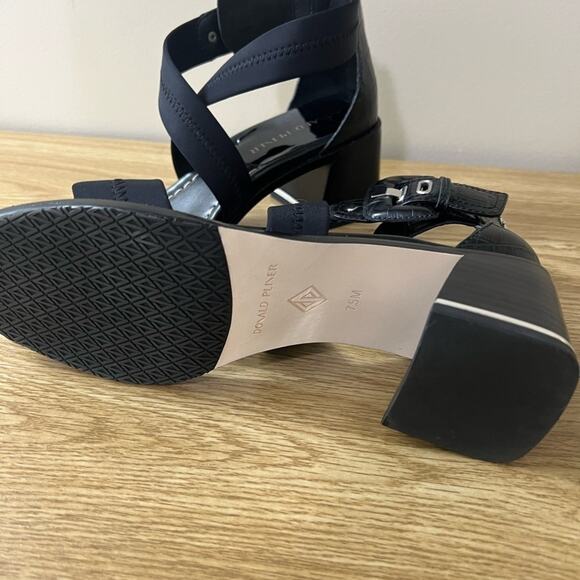 Donald Pliner heeled sandal sz 7.5M - Picture 5 of 9